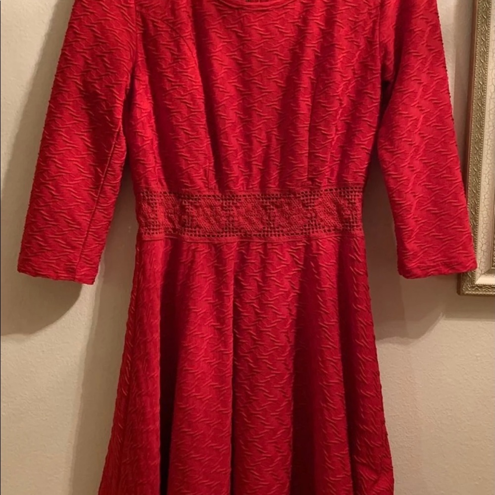 Dress - Picture 2 of 3